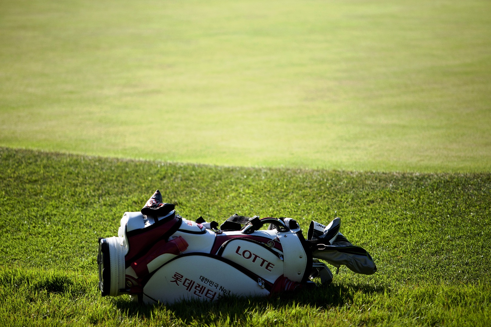 GOLFPLATZ: VILLA MIT GOLFPLATZ ZU VERKAUFEN